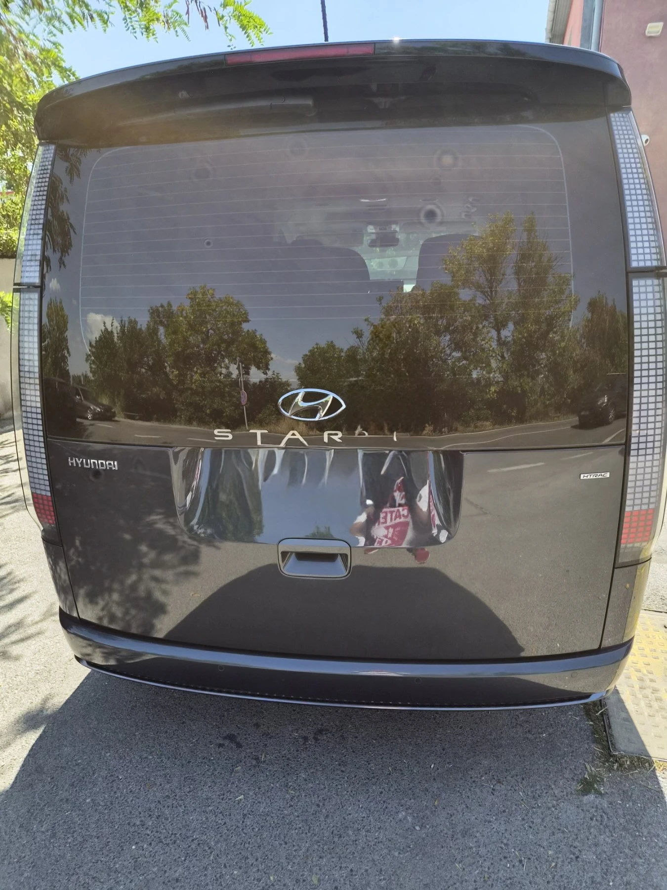 Hyundai Staria, снимка 6 - Автомобили и джипове - 55843369