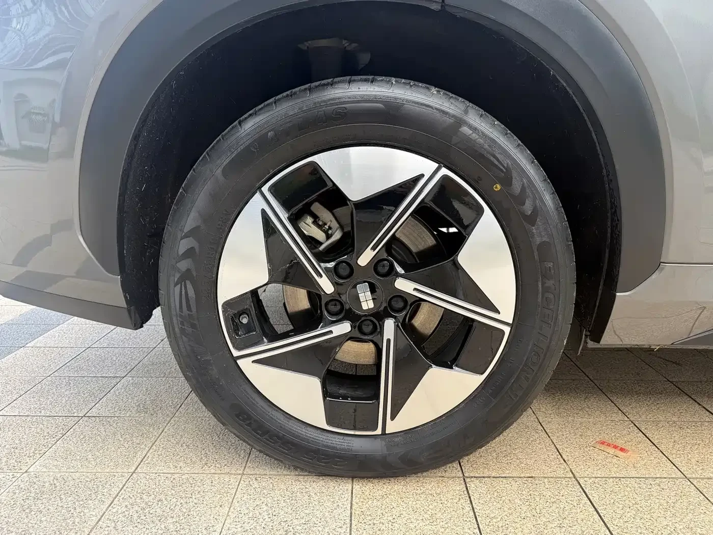 Geely EX5 610km Explorer+ Edition 2026 FWD, снимка 11 - Автомобили и джипове - 56704024