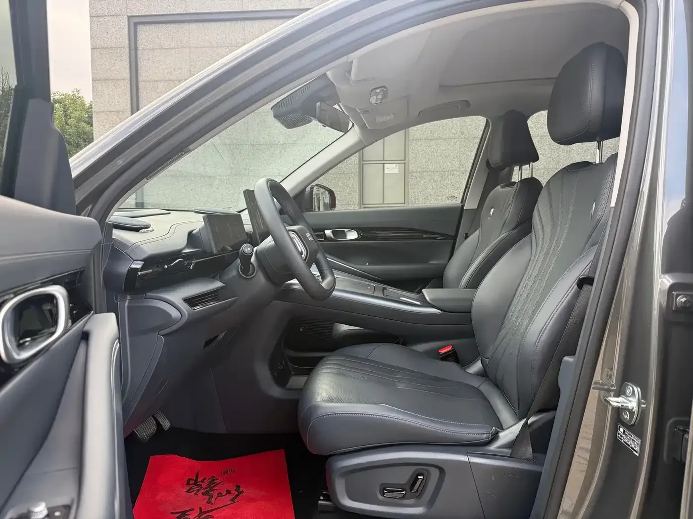 Geely EX5 610km Explorer+ Edition 2026 FWD, снимка 4 - Автомобили и джипове - 56704024