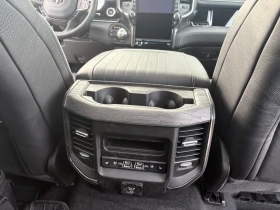 Dodge RAM 1500  Limited Crew Cab 4WD, снимка 17