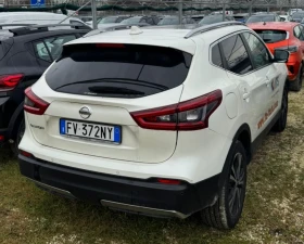 Nissan Qashqai 1, 5 DCi ПЕРФЕКТЕН, снимка 2