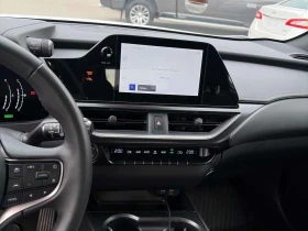Lexus UX 300h * CARFAX * ОПЦИЯ ЗА ФИНАНСИРАНЕ | Auto.bg — изображение 9