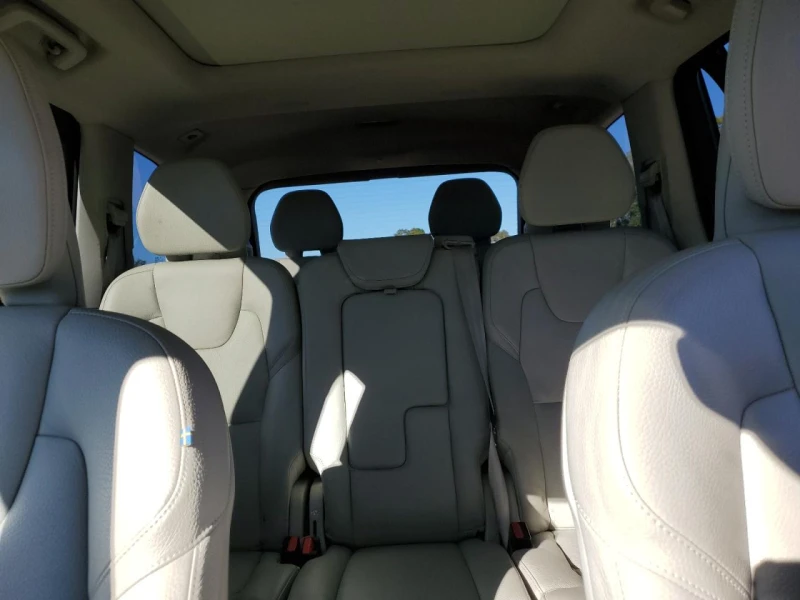 Volvo Xc90 T6 MOMENTUM / LED / Кожа / Подгрев / Обдухване / , снимка 10 - Автомобили и джипове - 52747968