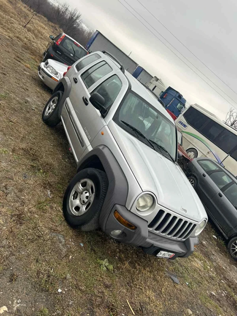 Jeep Cherokee, снимка 6 - Автомобили и джипове - 52957974