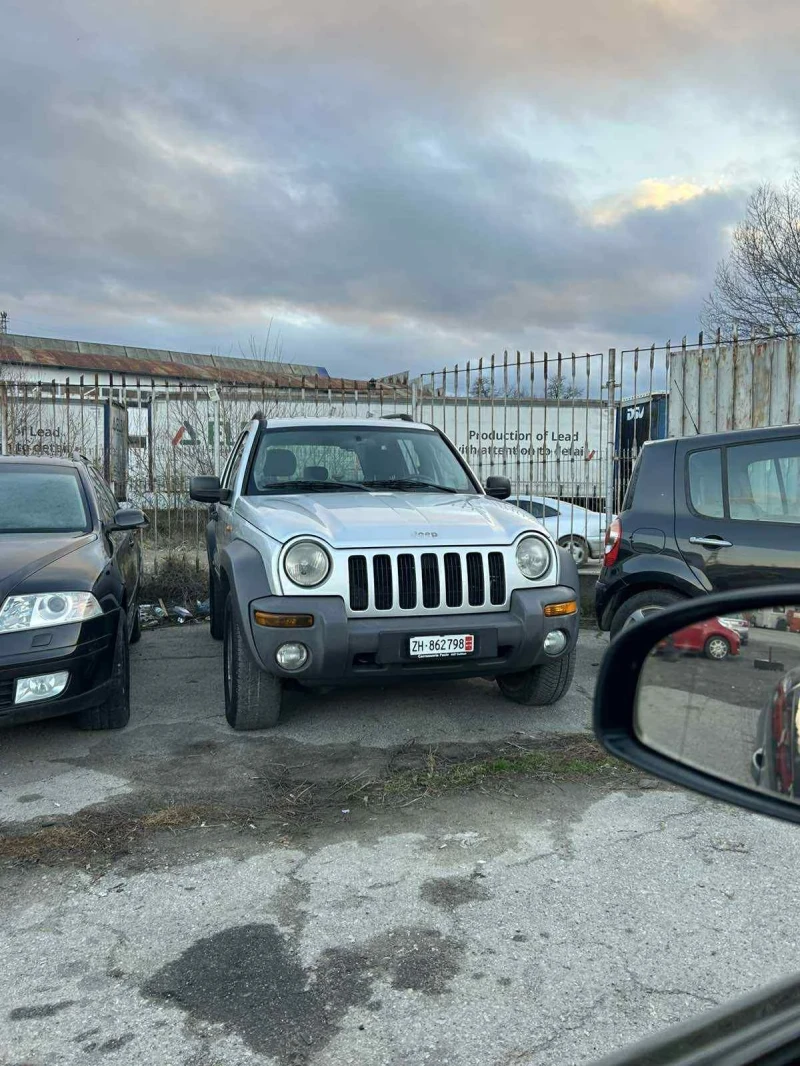 Jeep Cherokee, снимка 7 - Автомобили и джипове - 52957974