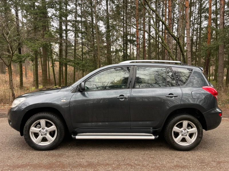 Toyota Rav4 D4D 2.2 136 кс, снимка 3 - Автомобили и джипове - 53383290