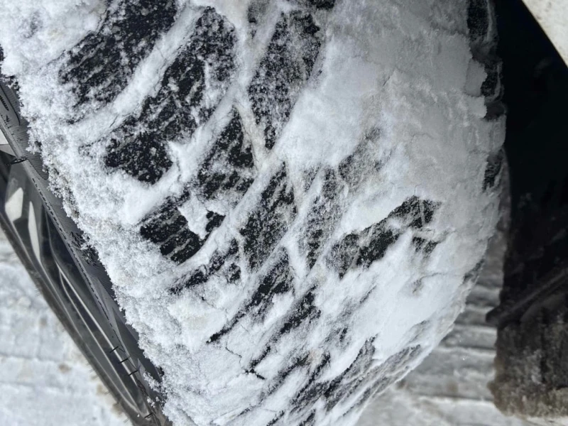 BMW X7 XDRIVE40I * FULL MAX ЕКСТРИ* ДВА ЧИФТА ГУМИ/ДЖАНТИ, снимка 12 - Автомобили и джипове - 53471049