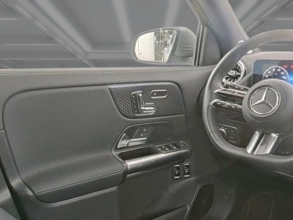 Mercedes-Benz GLA 250 e = AMG Line = Advanced Plus Гаранция, снимка 4 - Автомобили и джипове - 55802370