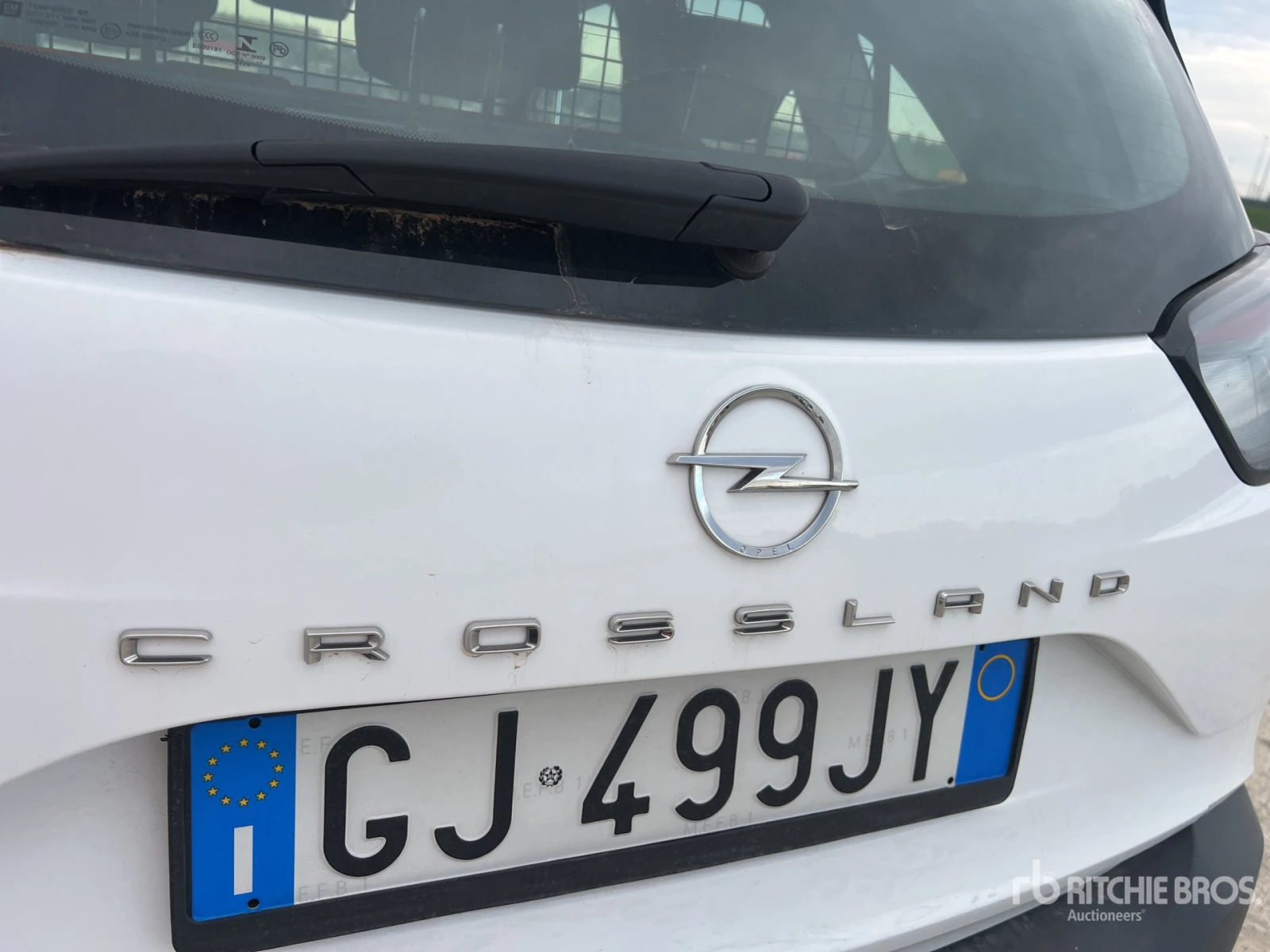 Opel Crossland X  - изображение 2