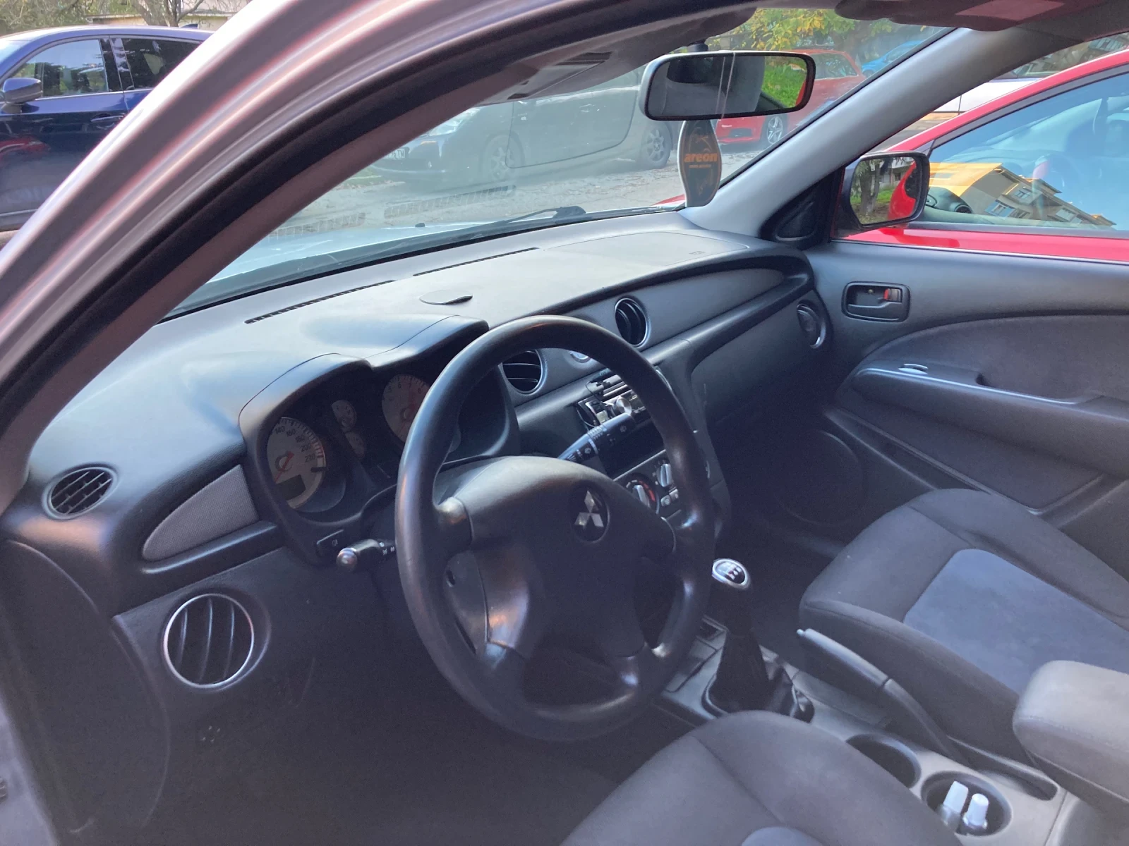 Mitsubishi Outlander 2.0 AWD - изображение 3