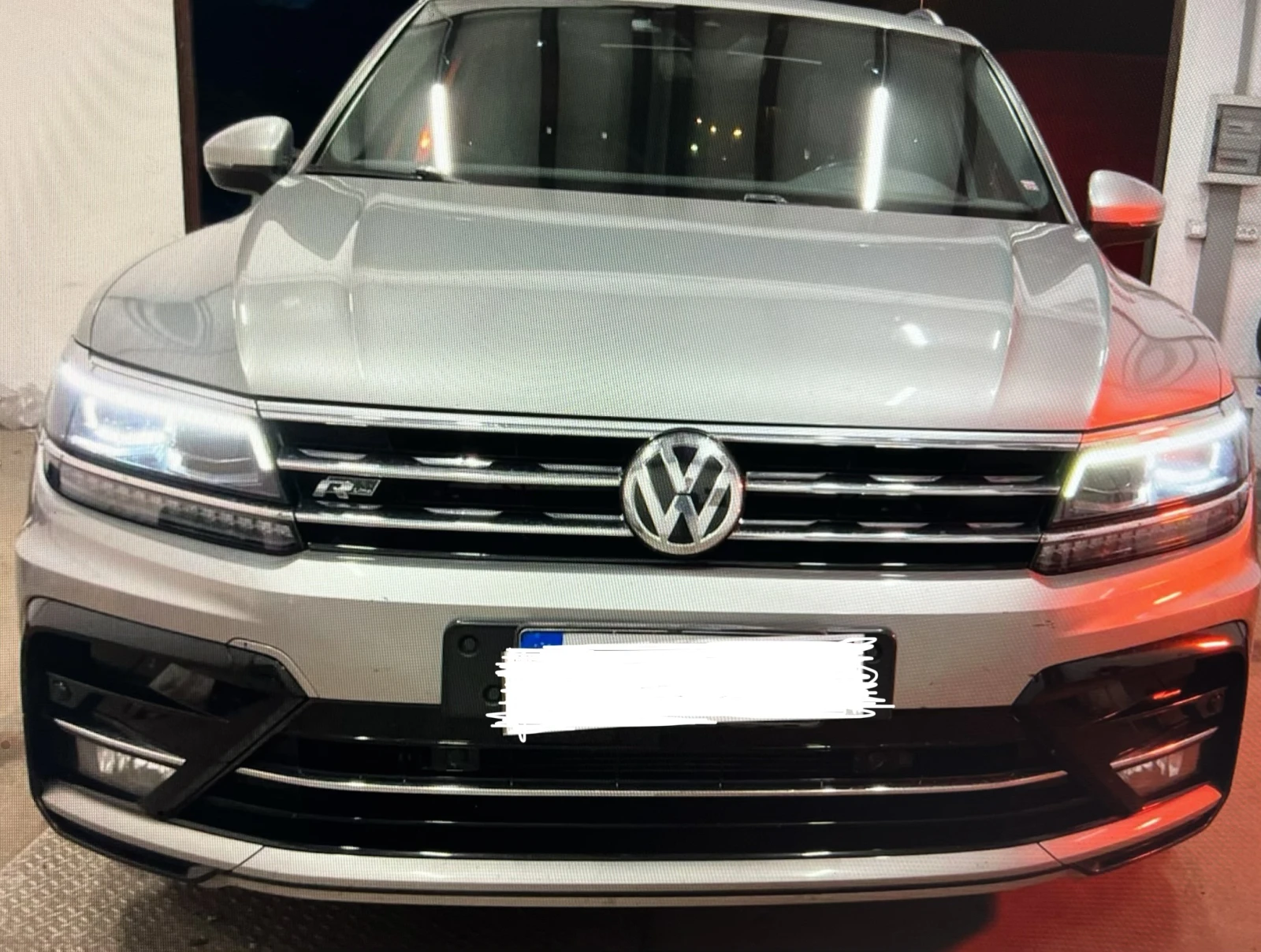 VW Tiguan 2.0TDI, 4-MOTION, R LINE, FULL SERVICE VW!!! - изображение 2