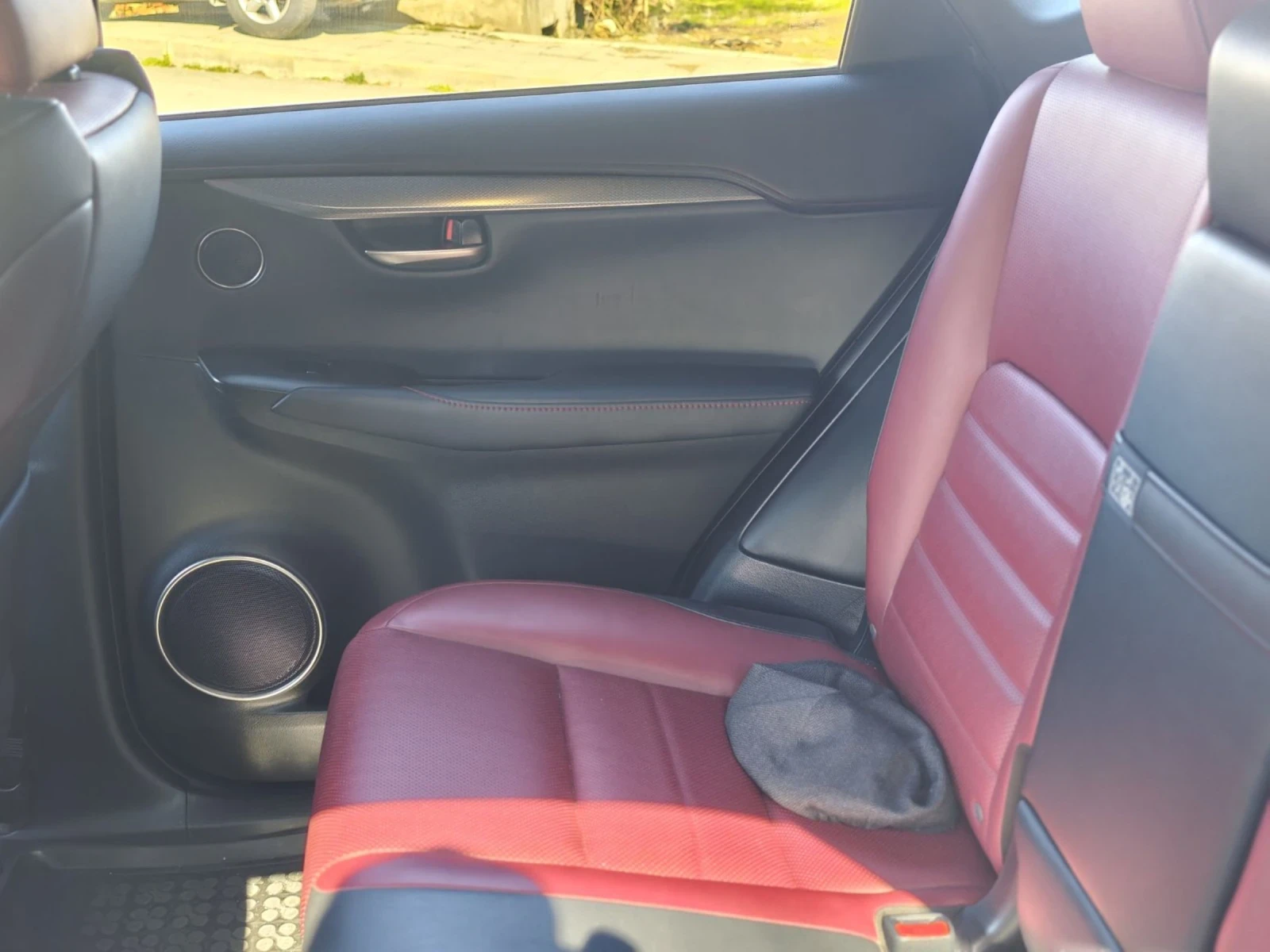 Lexus NX 200t F-sport, снимка 10 - Автомобили и джипове - 53760630