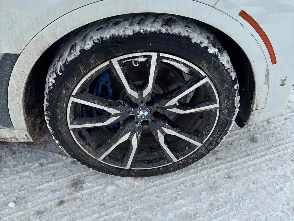 BMW X7 XDRIVE40I * FULL MAX ЕКСТРИ* ДВА ЧИФТА ГУМИ/ДЖАНТИ - изображение 6