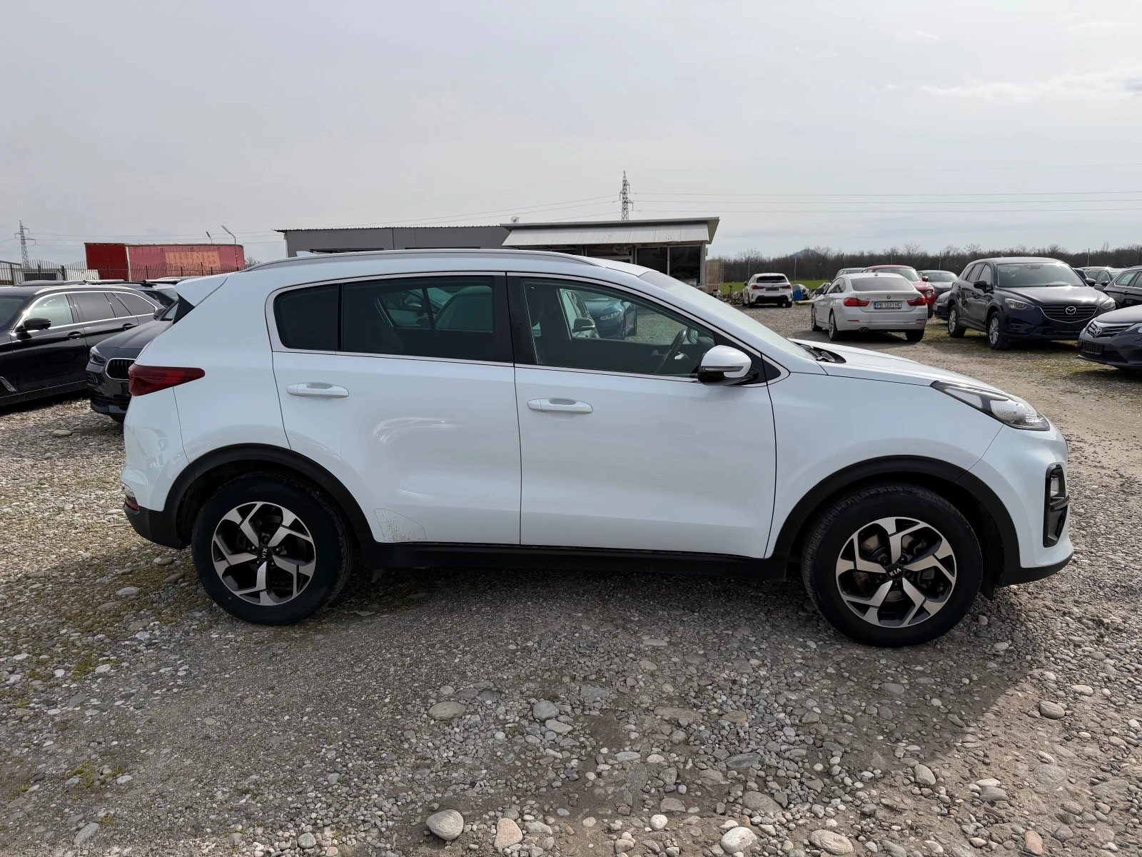 Kia Sportage 1.6 GDI(КАТО НОВA), снимка 5 - Автомобили и джипове - 53915482