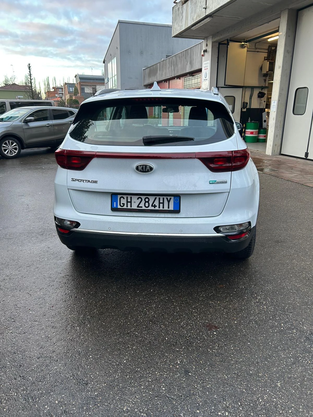 Kia Sportage, снимка 4 - Автомобили и джипове - 53964380