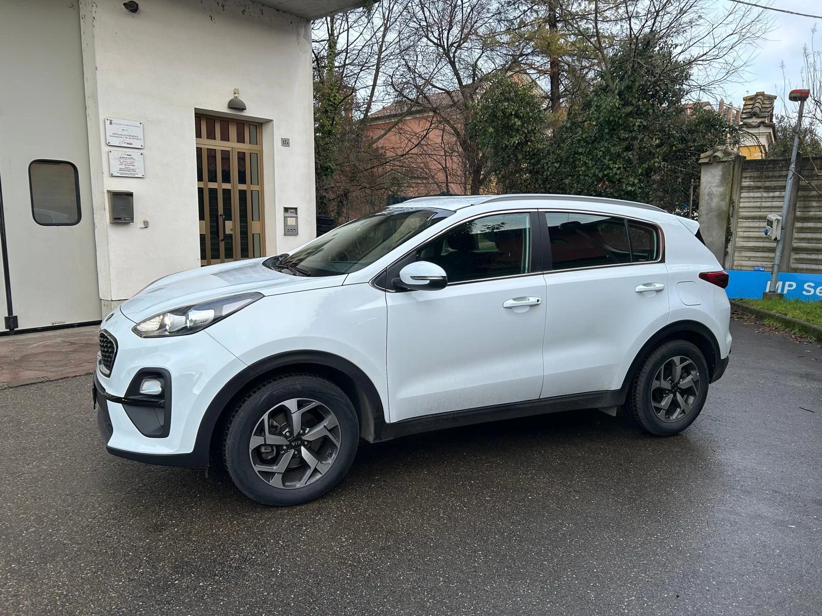 Kia Sportage, снимка 2 - Автомобили и джипове - 53964380
