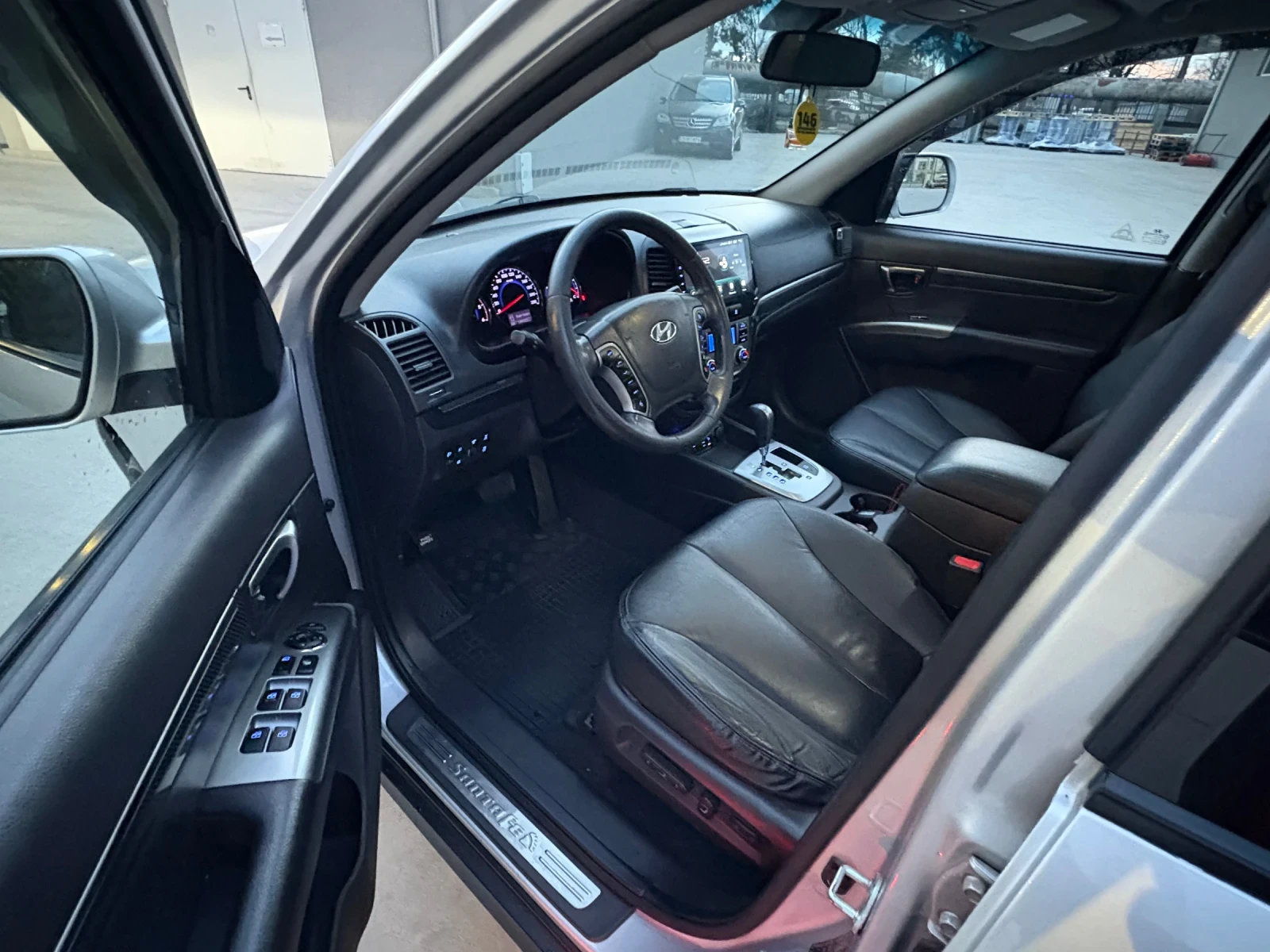 Hyundai Santa fe 2, 2 diesel 197kc Automatic Full Extras, снимка 13 - Автомобили и джипове - 54001795