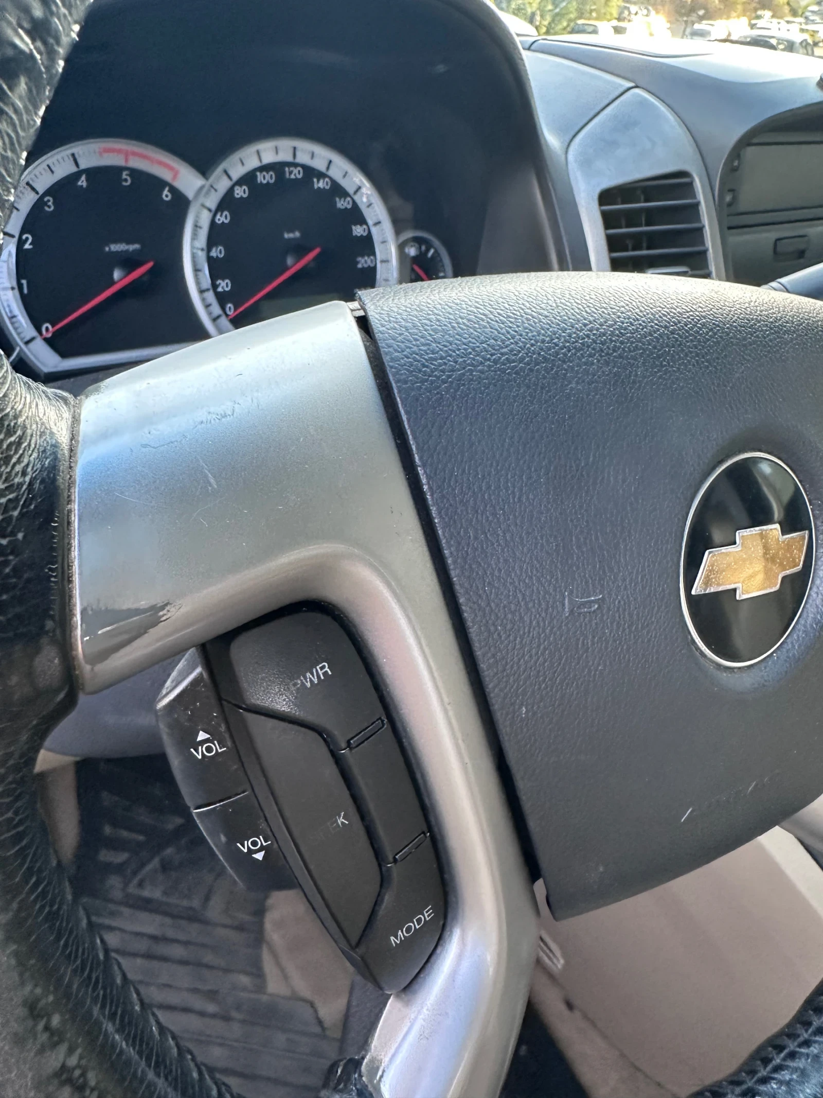 Chevrolet Captiva, снимка 12 - Автомобили и джипове - 54438953