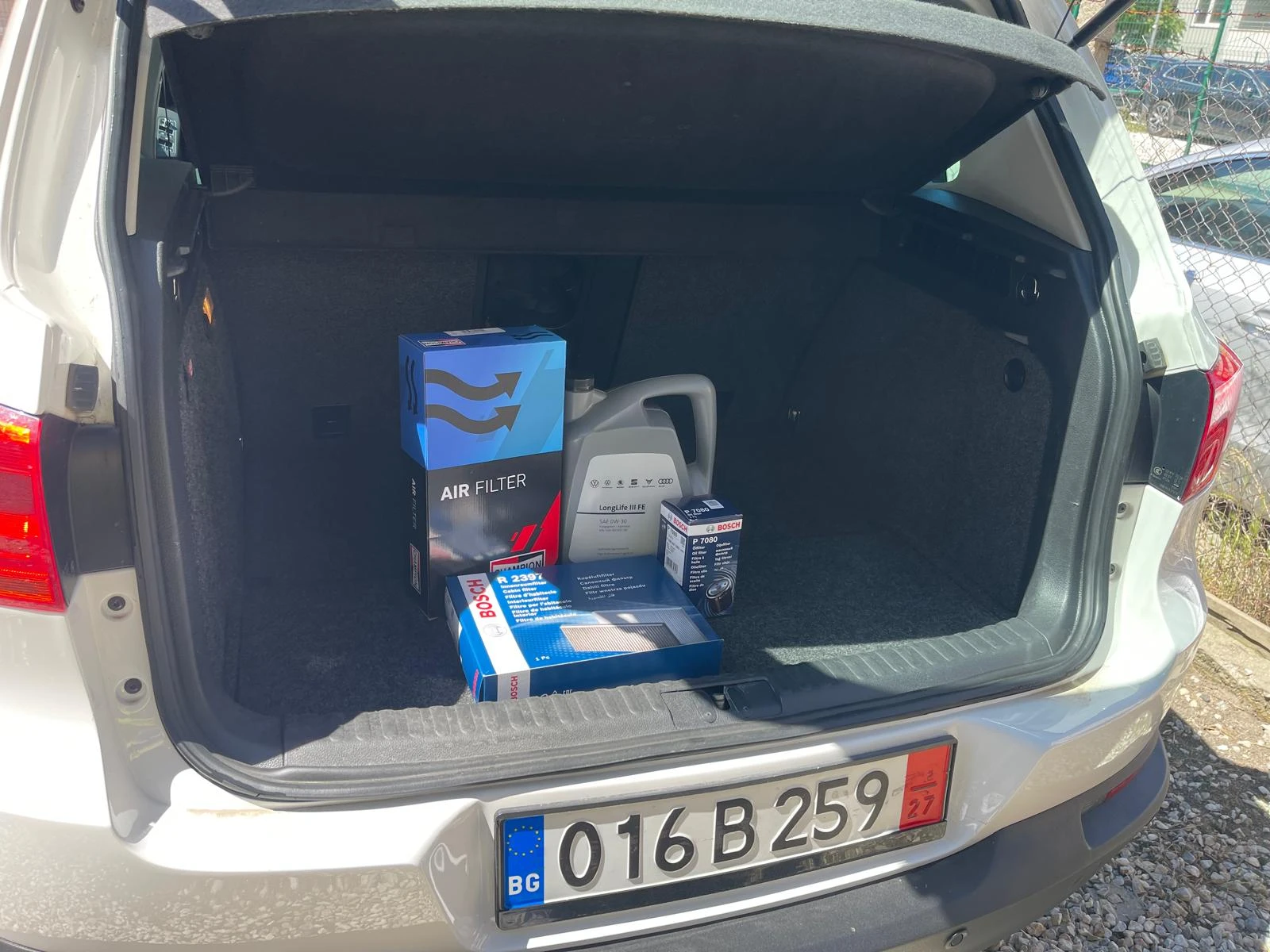 VW Tiguan 2.0 TSI 4motion Sp&Style 180ps. Швейцария, снимка 17 - Автомобили и джипове - 54595830