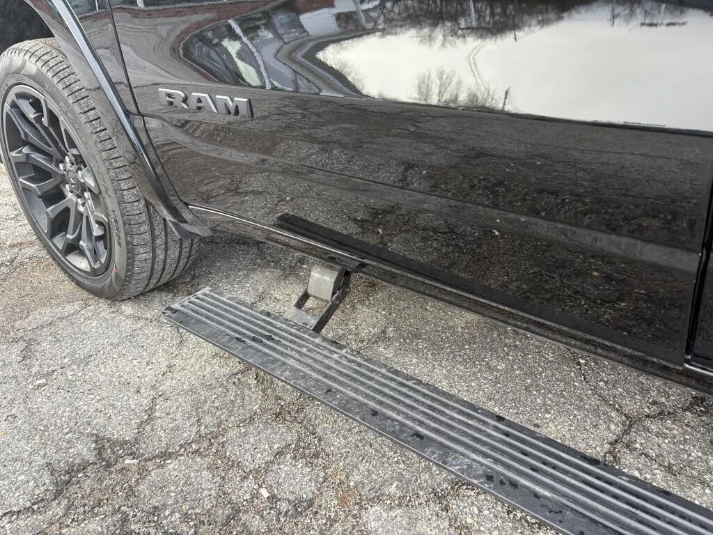 Dodge RAM 1500  Limited Crew Cab 4WD, снимка 7 - Автомобили и джипове - 54611807