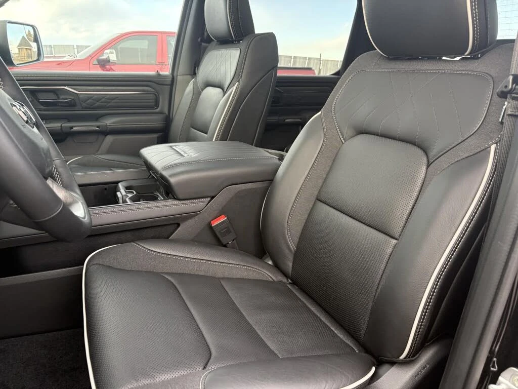 Dodge RAM 1500  Limited Crew Cab 4WD, снимка 15 - Автомобили и джипове - 54611807