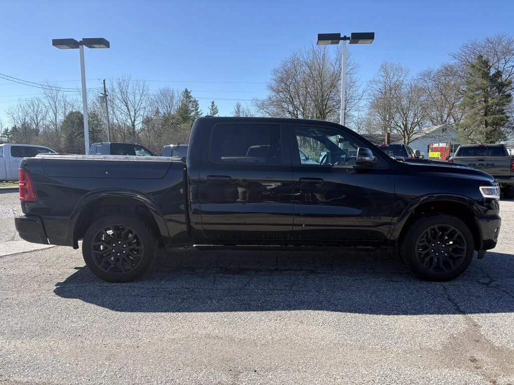 Dodge RAM 1500  Limited Crew Cab 4WD, снимка 4 - Автомобили и джипове - 54611807