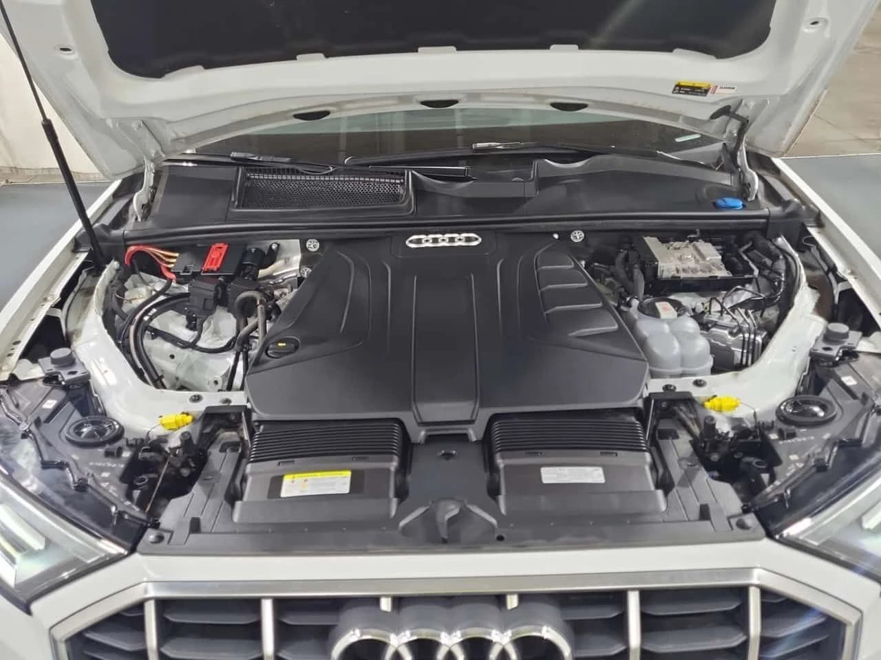 Audi Q7 PREMIUM PLUS| 360CAM| ОБДУХВАНЕ| ПАНО| АМБИЕНТ, снимка 16 - Автомобили и джипове - 54765547