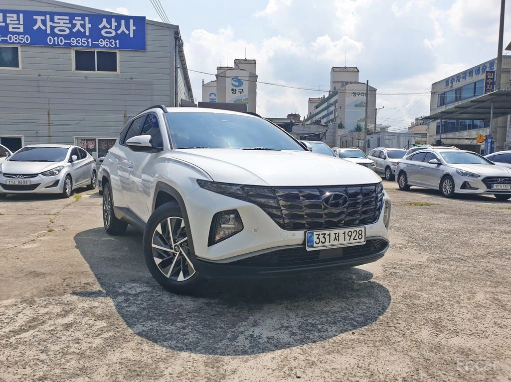 Hyundai Tucson 1.6 Turbo Premium 4x4* ПОДГРЕВ* ОБДУХВАНЕ* КАМЕРА*