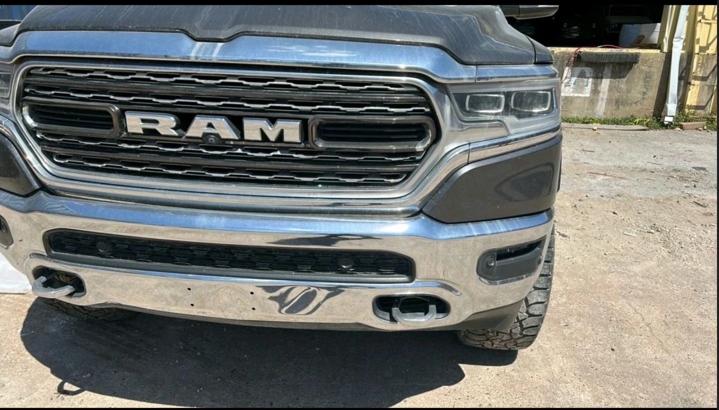 Dodge RAM 1500 5, 7 V8 Hemi, 401h.p Limited топ моделът, снимка 13 - Автомобили и джипове - 55244959