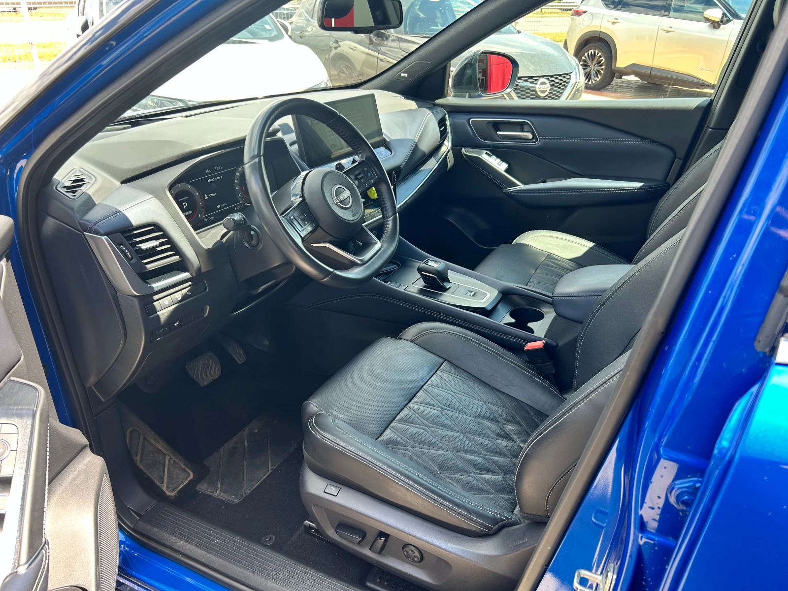 Nissan Qashqai 1.3 DDT Tekna Plus 4x2 A/T, снимка 4 - Автомобили и джипове - 55280889