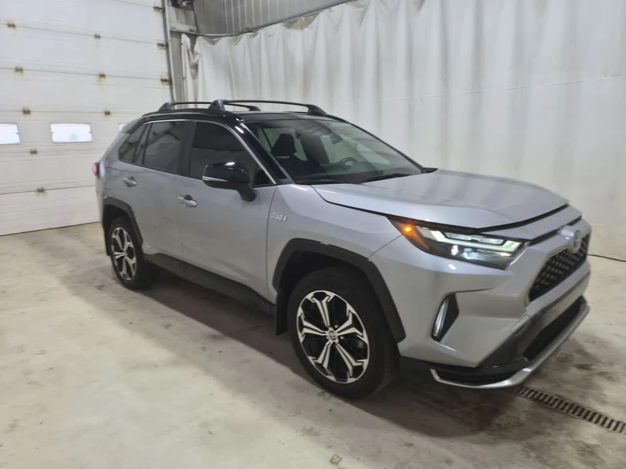 Toyota Rav4  XSE | ЦЕНА ДО БЪЛГАРИЯ | , снимка 2 - Автомобили и джипове - 55386964
