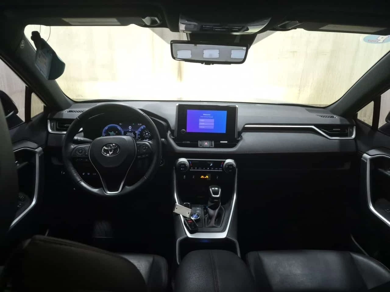 Toyota Rav4  XSE | ЦЕНА ДО БЪЛГАРИЯ | , снимка 10 - Автомобили и джипове - 55386964