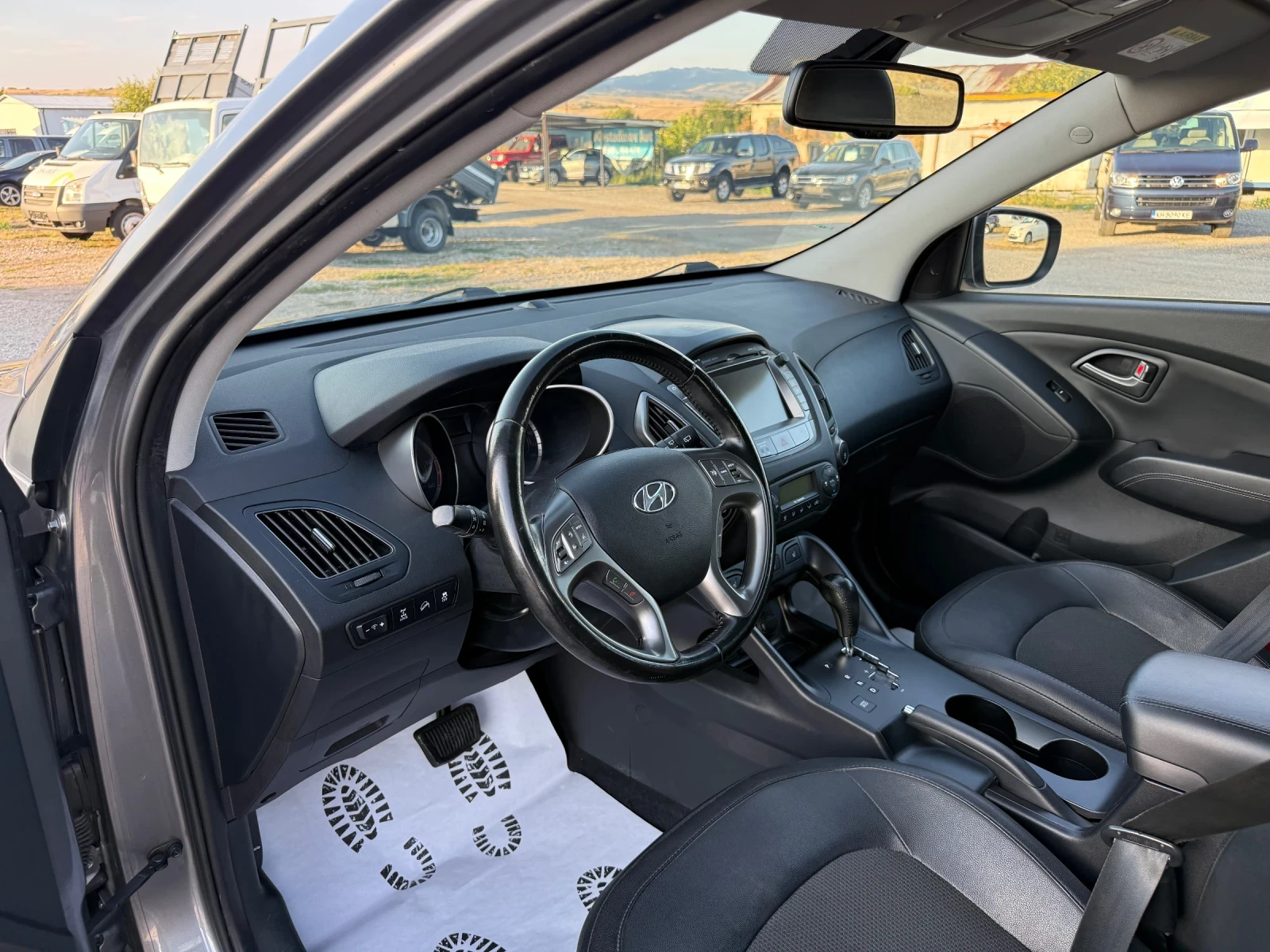 Hyundai IX35 2.0 CRDI, снимка 7 - Автомобили и джипове - 55806789
