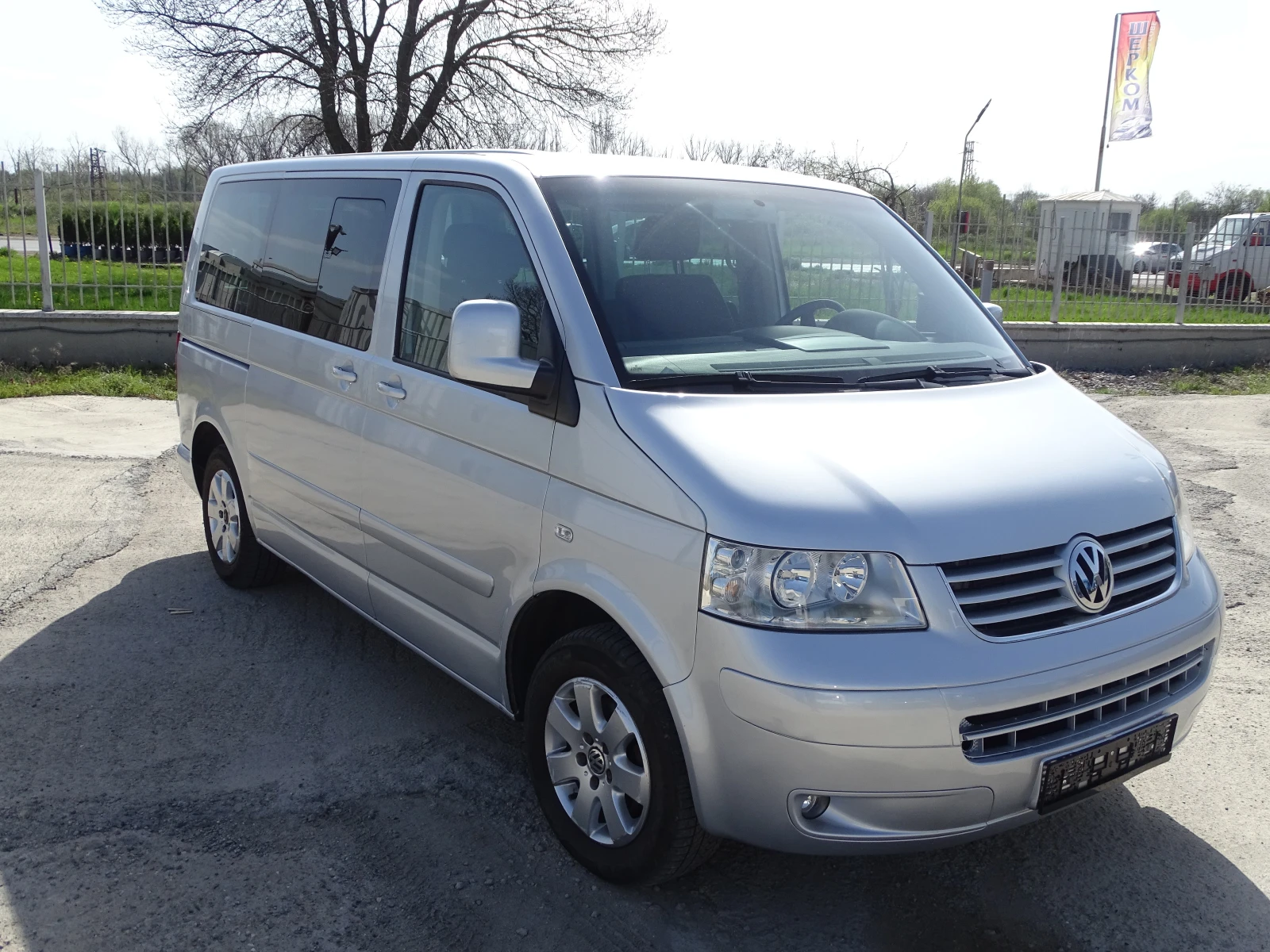VW Multivan T 5, снимка 1