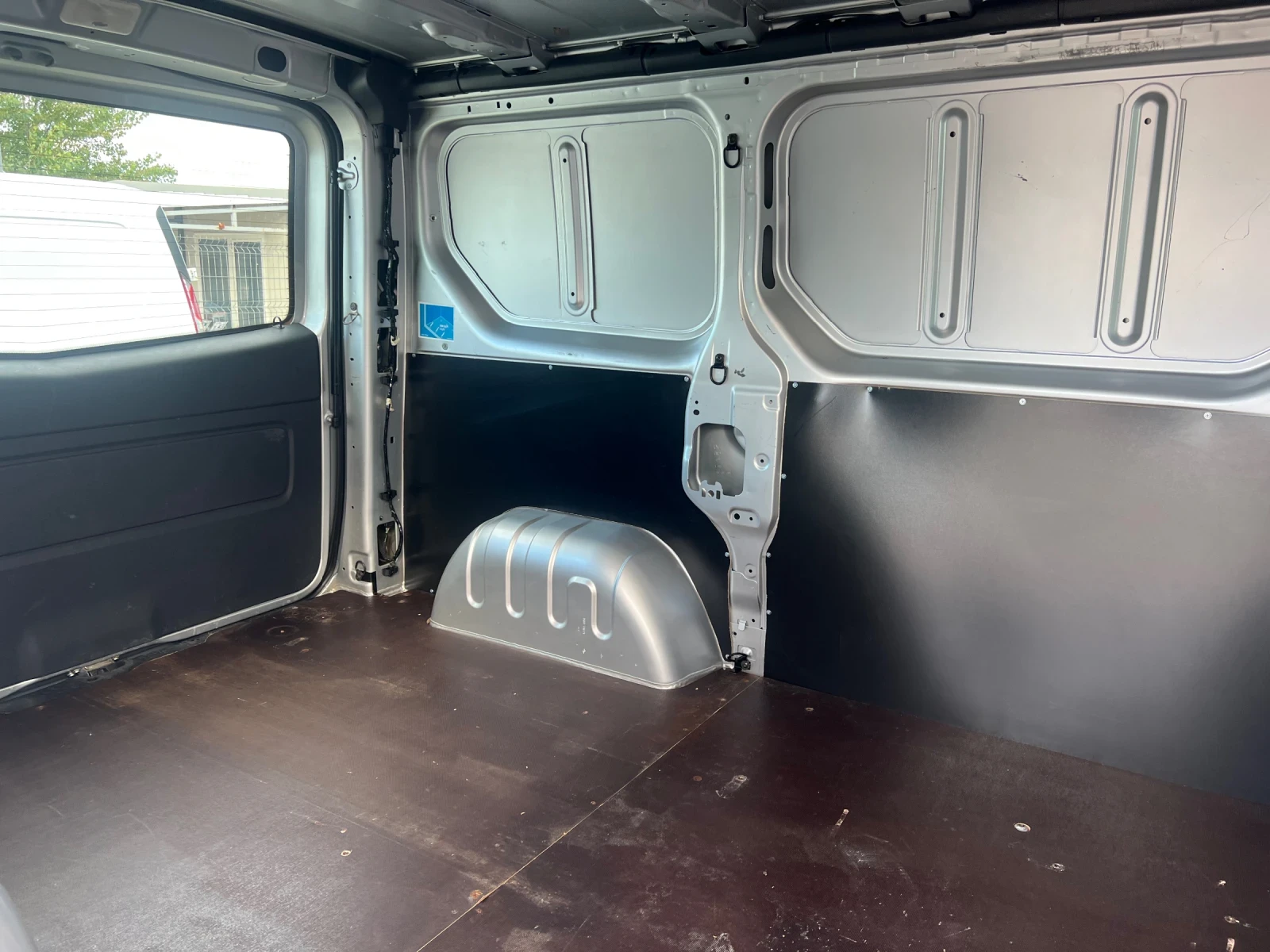 Renault Trafic 1.6d - изображение 9