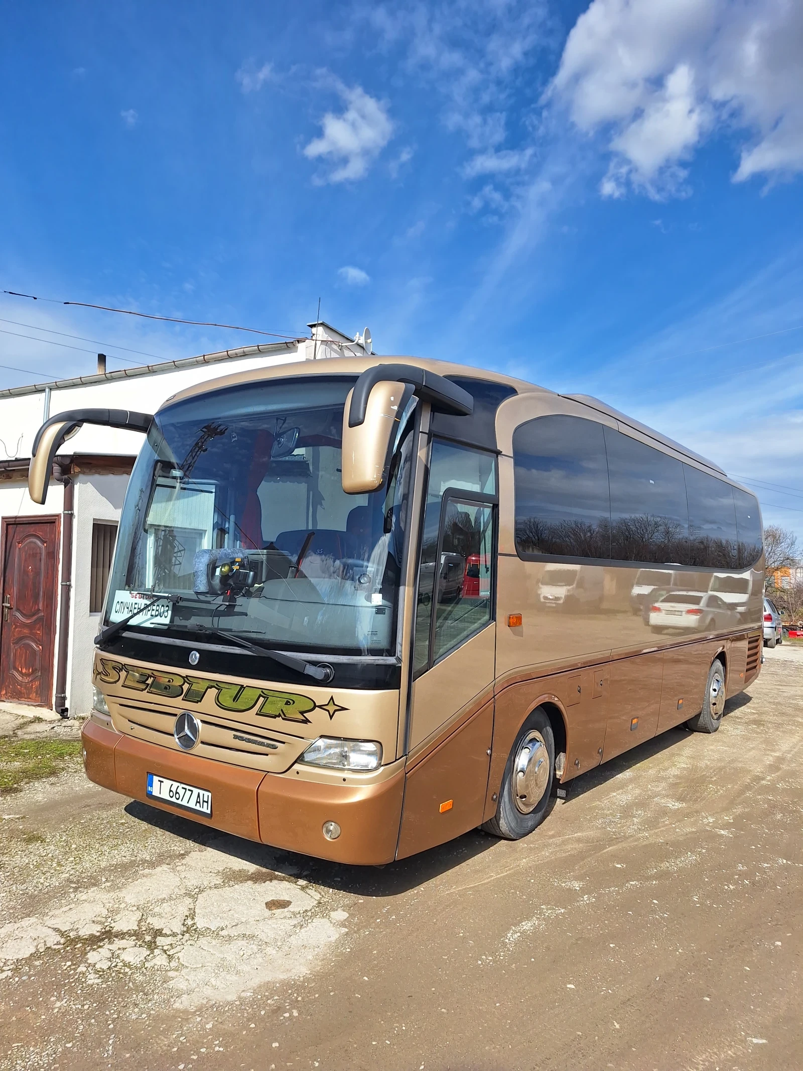 Mercedes-Benz Tourino  - изображение 2