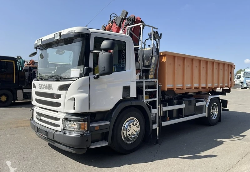Scania P Mултилифт с кран