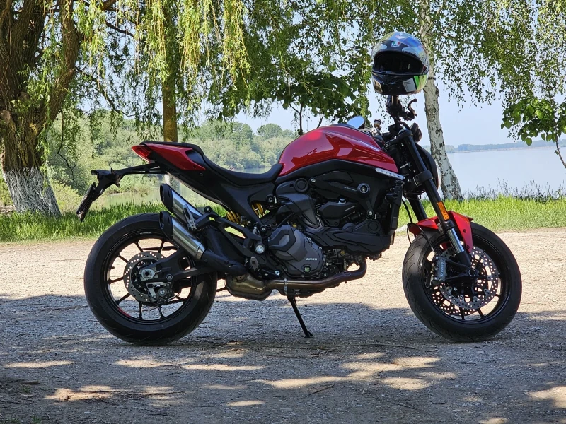 Ducati Monster 937