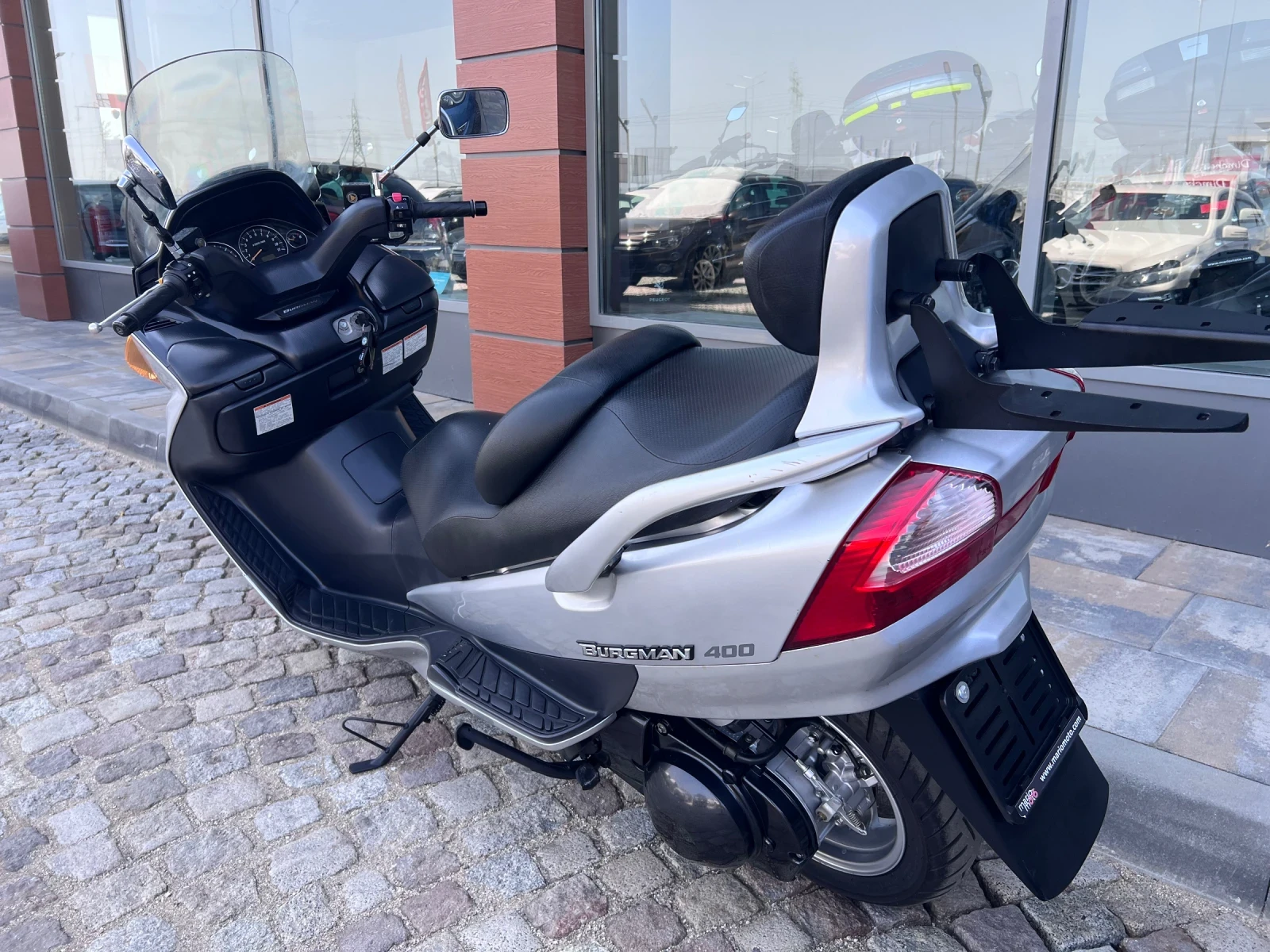 Suzuki Burgman 400 - изображение 6