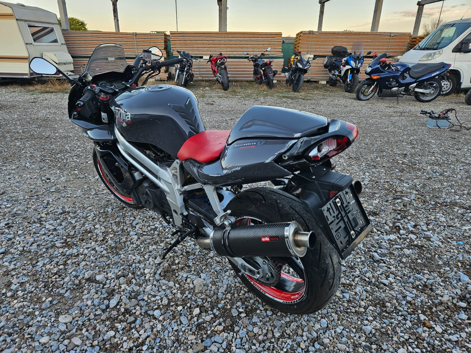 Aprilia Falco   | Mobile.bg   4