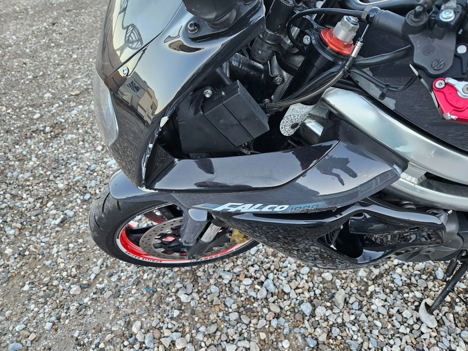 Aprilia Falco   | Mobile.bg   12