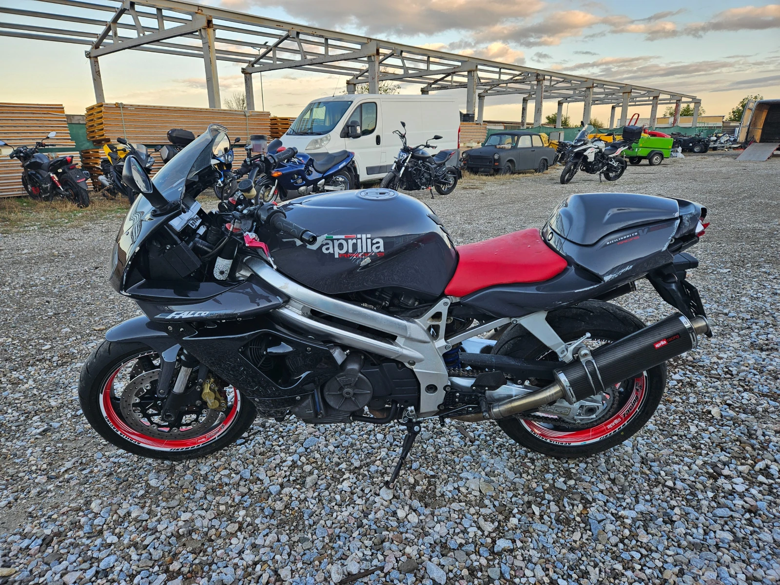 Aprilia Falco   | Mobile.bg   3