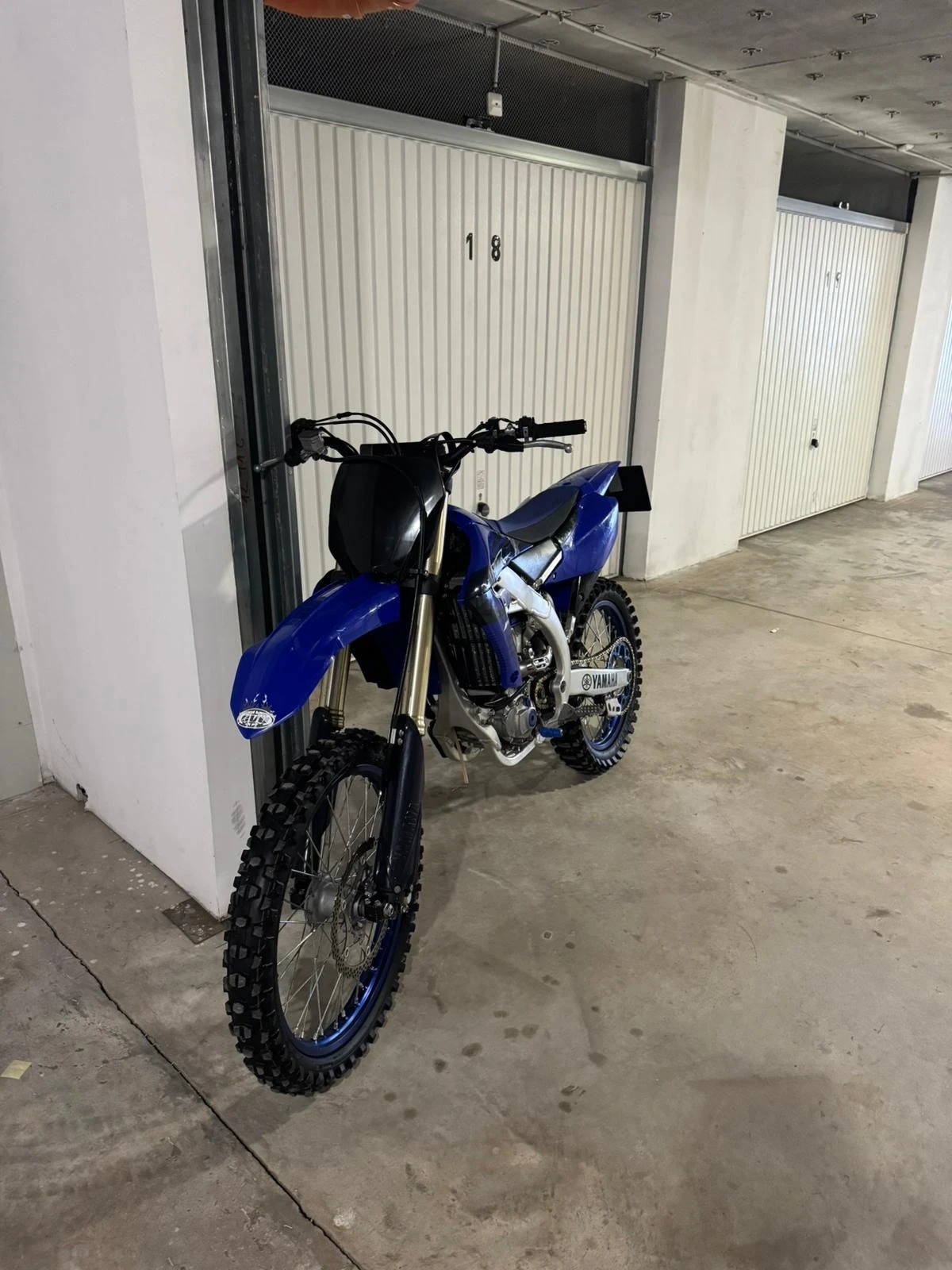 Yamaha Yzf 250cc* Връзка с телефона* Регистрация, снимка 3 - Мотоциклети и мототехника - 53847205