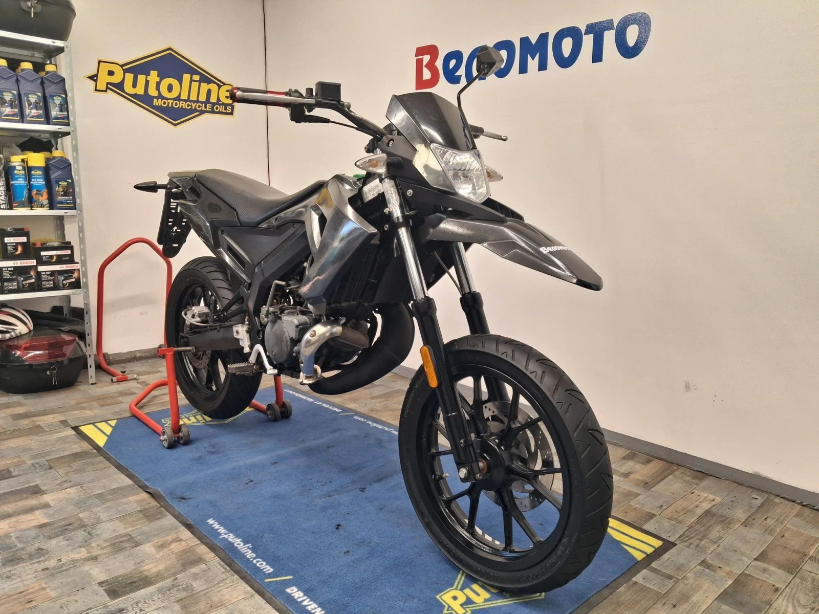 Derbi Senda DRD 49CC.  Лизинг 