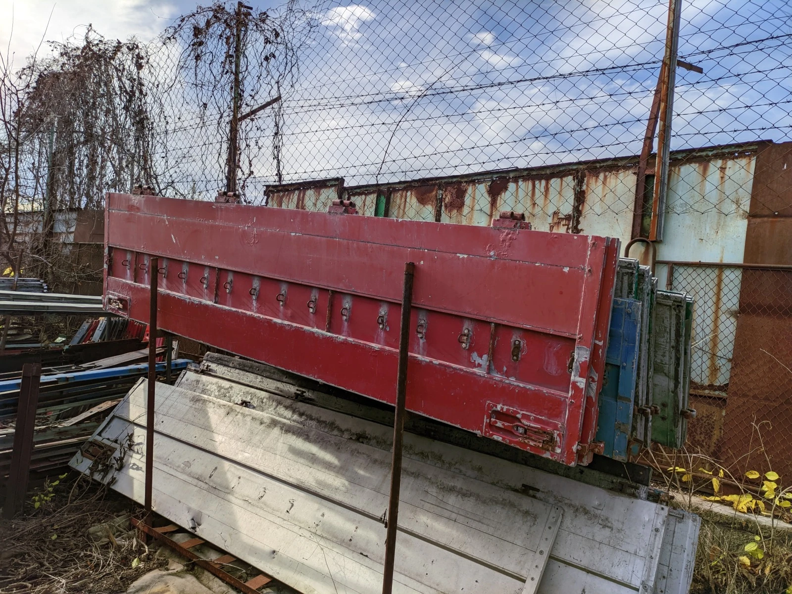  Schmitz   | Mobile.bg   10