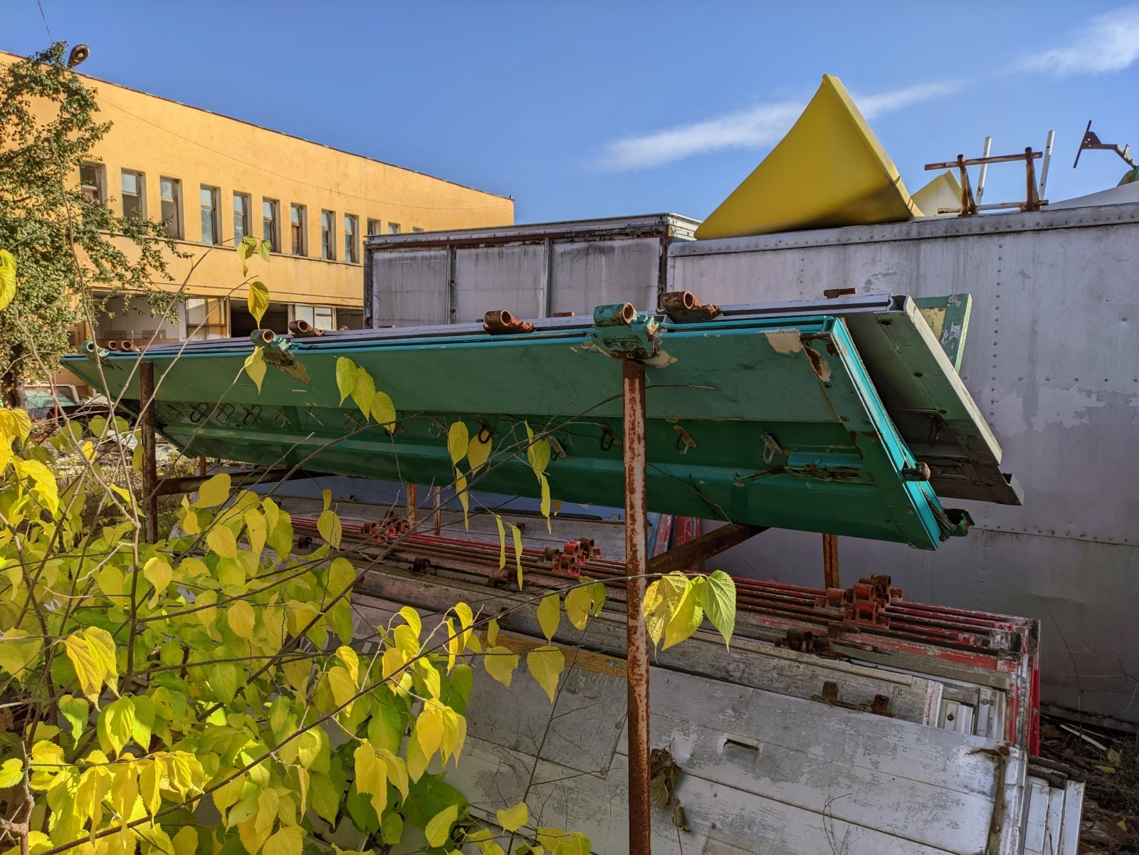  Schmitz   | Mobile.bg   8