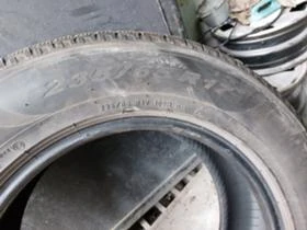 Гуми Зимни 235/65R17, снимка 7
