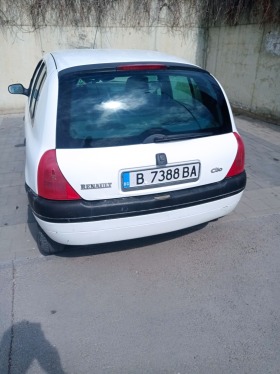 Renault Clio, снимка 2 - Автомобили и джипове - 45196426