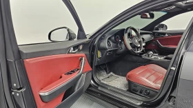Kia Stinger 3.3 TURBO 4x4 GT / Пълна сервизна история !!!, снимка 5