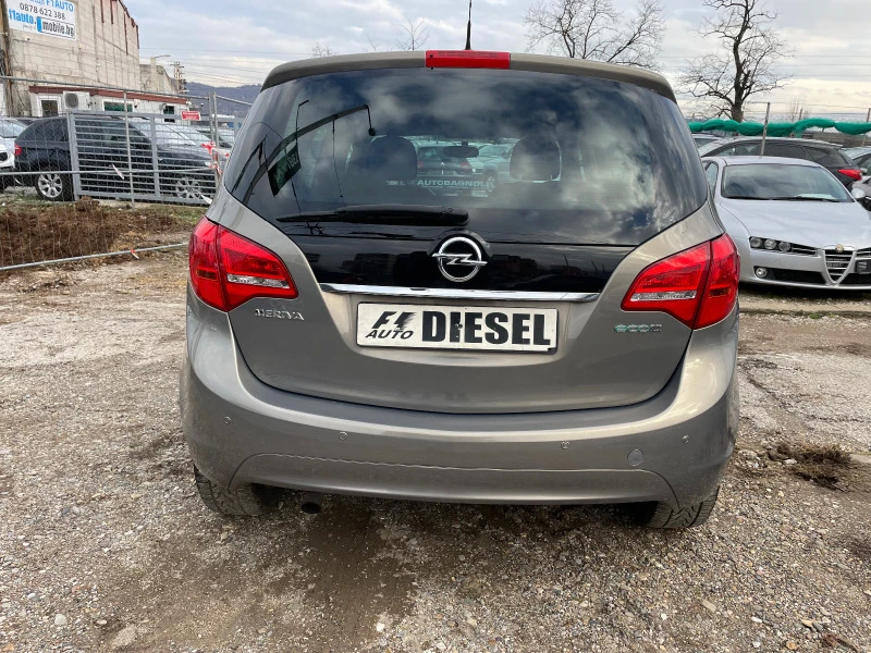 Opel Meriva 1.3CDTI-ECOFLEX, снимка 10 - Автомобили и джипове - 39389607